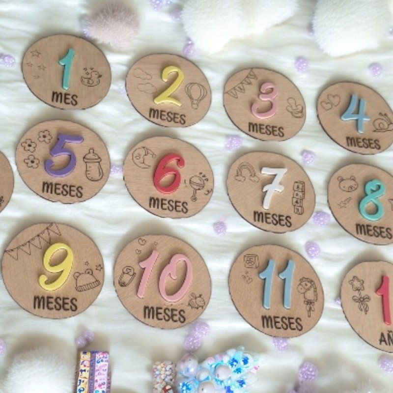 CUMPLE MESES COLORES