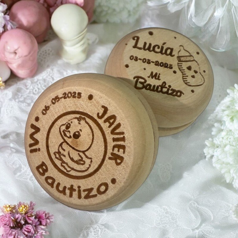 YOYO MADERA BAUTIZOS