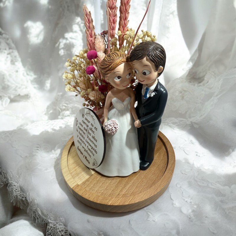 CÚPULA BODA NOVIOS CARIÑOSOS