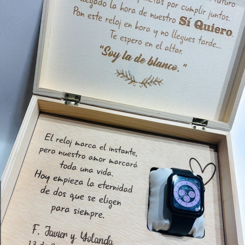 CAJA RELOJ PERSONALIZADA