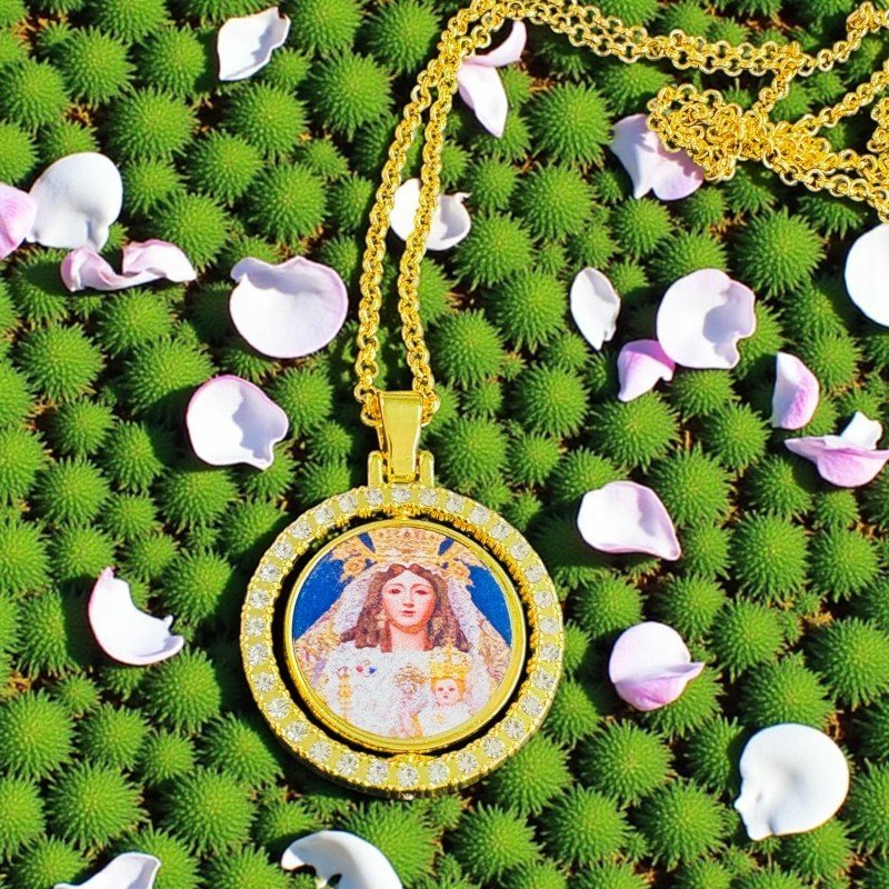 CADENA Y MEDALLA GIRATORIA CON BRILLANTES