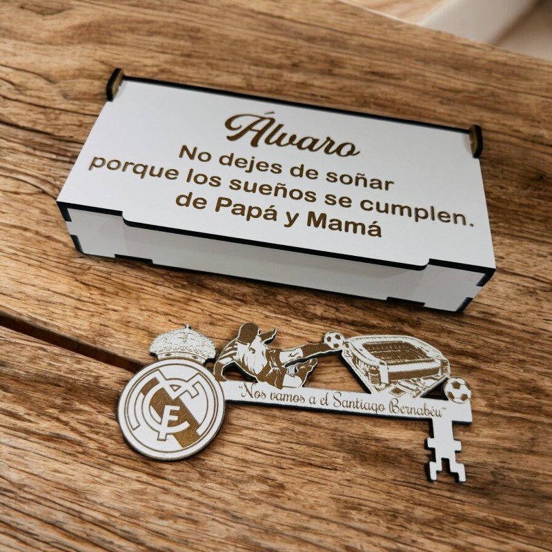 LLAVE MADERA MADRID BERNABÉU