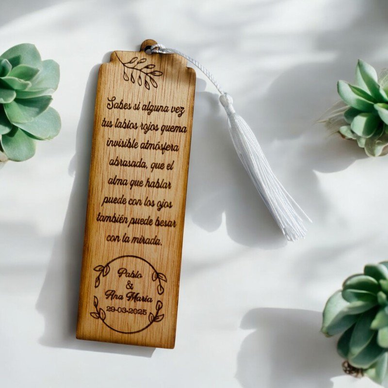 MARCAPÁGINAS DE MADERA PERSONALIZADOS