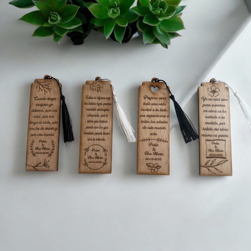 MARCAPÁGINAS DE MADERA PERSONALIZADOS